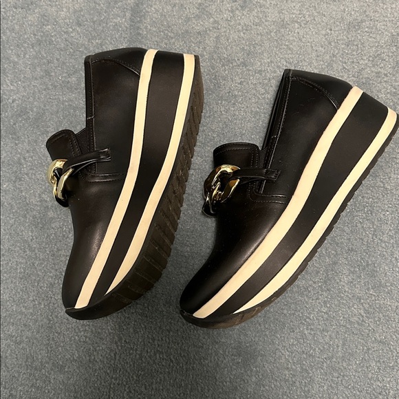 Women’s Size 7.5 Madden NYC Platform Loafers
Worn Once! - Picture 3 of 4